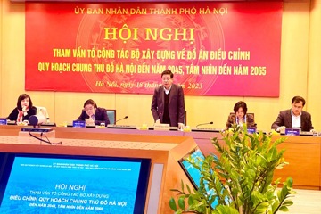 VIUP báo cáo đồ án Điều chỉnh Quy hoạch chung Thủ đô Hà Nội tại hội nghị tham vấn