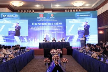 Viện trưởng VIUP dự và điều phối tại Diễn đàn phát triển bền vững đô thị Việt Nam 2022