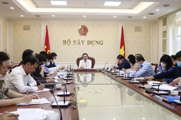 Bộ trưởng Nguyễn Thanh Nghị chủ trì cuộc họp về Nghị định Sửa đổi, bổ sung một số điều của các Nghị định thuộc lĩnh vực quản lý nhà nước của Bộ Xây dựng