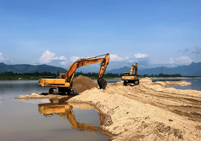 Giá vật liệu xây dựng tăng cao bất thường, Thủ tướng yêu cầu Bộ Công an vào cuộc