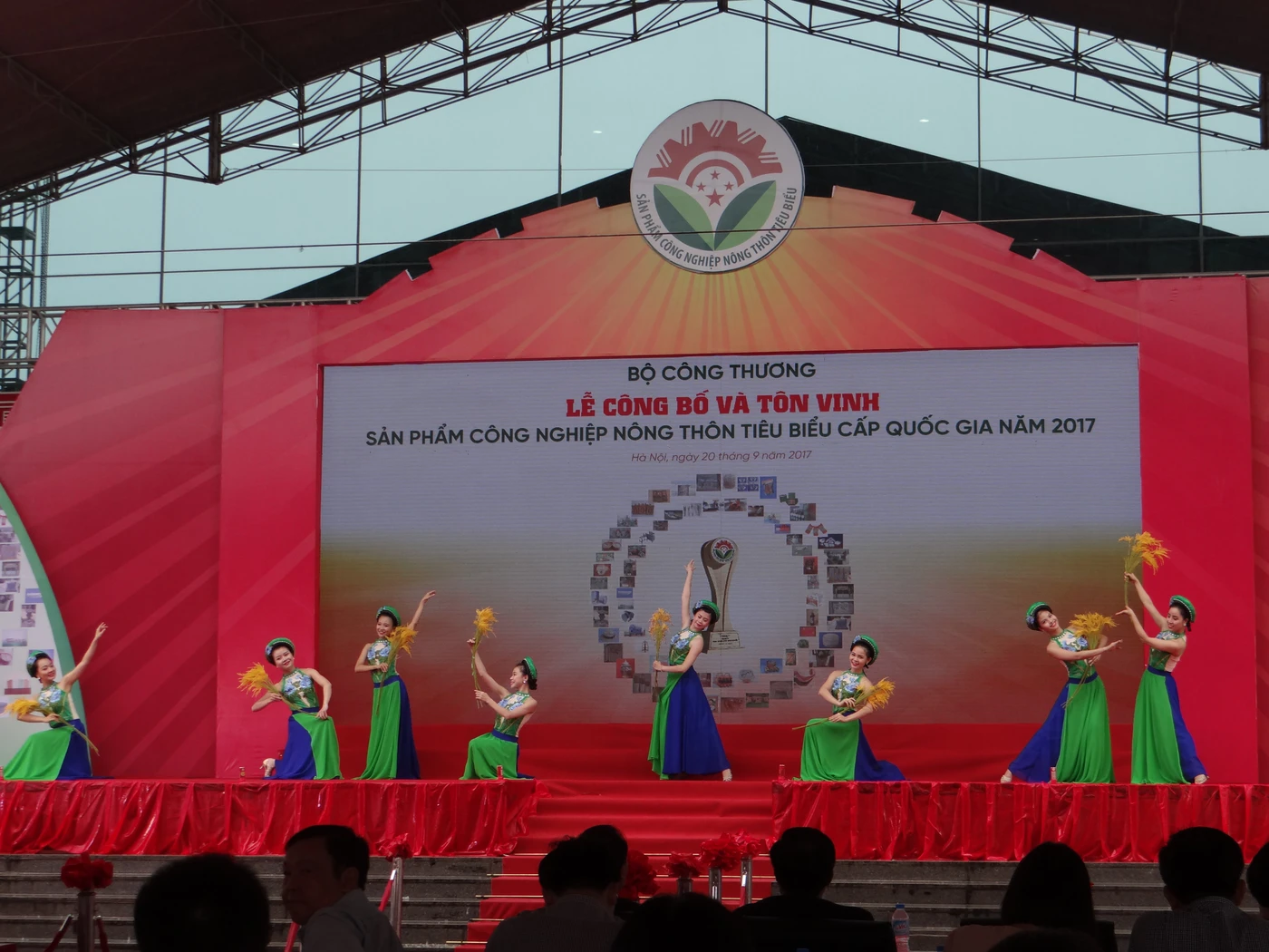 HỘI CHỢ HÀNG CÔNG NGHIỆP NÔNG THÔN 2017