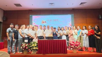 CUNG TRIỂN LÃM TỔ CHỨC CHUỖI HOẠT ĐỘNG CHÀO MỪNG KỶ NIỆM 16 NĂM THÀNH LẬP, NGÀY PHỤ NỮ VIỆT NAM 20/10 VÀ HƯỞNG ỨNG CÁC HOẠT ĐỘNG VĂN HÓA