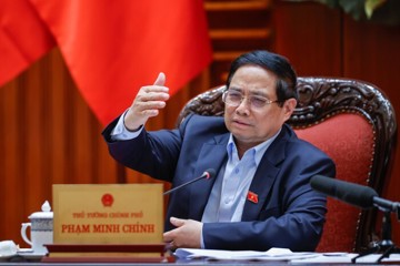 Thủ tướng yêu cầu nghiên cứu đề xuất xây đường sắt tốc độ cao của Vinspeed