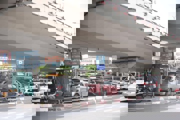  Bộ Xây dựng yêu cầu di dời bãi giữ xe khỏi gầm cầu, đường trước 30/10