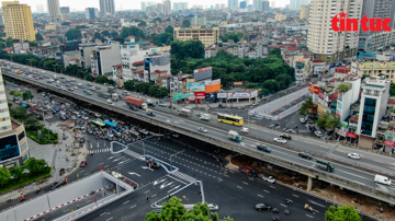 Hà Nội tổ chức lại nút giao Tố Hữu - Khuất Duy Tiến, người dân đi lại thế nào?