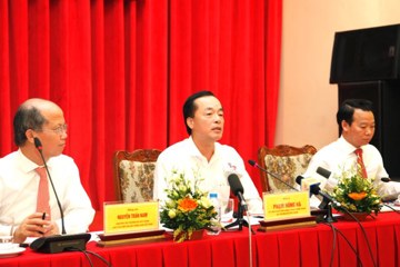 Bộ trưởng Bộ Xây dựng làm việc với Hiệp hội Bất động sản Việt Nam