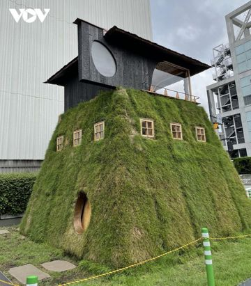 Độc đáo Trà thất làm bằng cỏ tại Nhật Bản