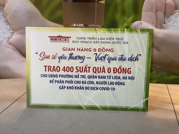 Bàn giao 400 suất quà cho UBND Phường Mễ Trì để phân phối cho người dân, người lao động khó khăn do ảnh hưởng của dịch Covid-19