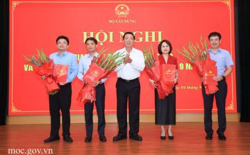 Công bố Quyết định của Ban Thường vụ Đảng ủy Chính phủ về công tác cán bộ