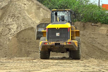 Nguồn cung khan hiếm đẩy giá cát xây dựng tại Hà Tĩnh tăng cao