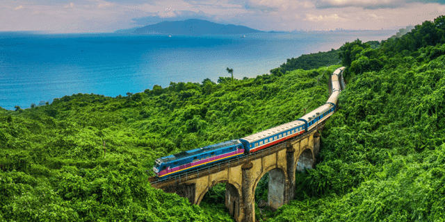 Bộ Xây dựng yêu cầu rà soát đề xuất quy hoạch đường sắt Hà Nội - Quảng Ninh